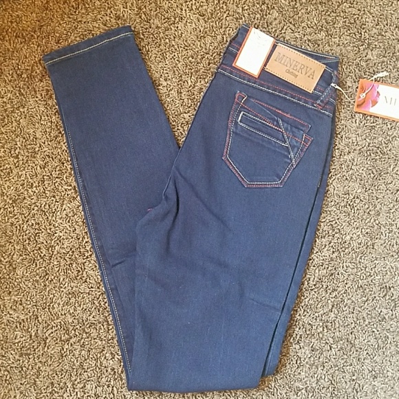 MINERVA JEAN'S - Picture 2 of 6